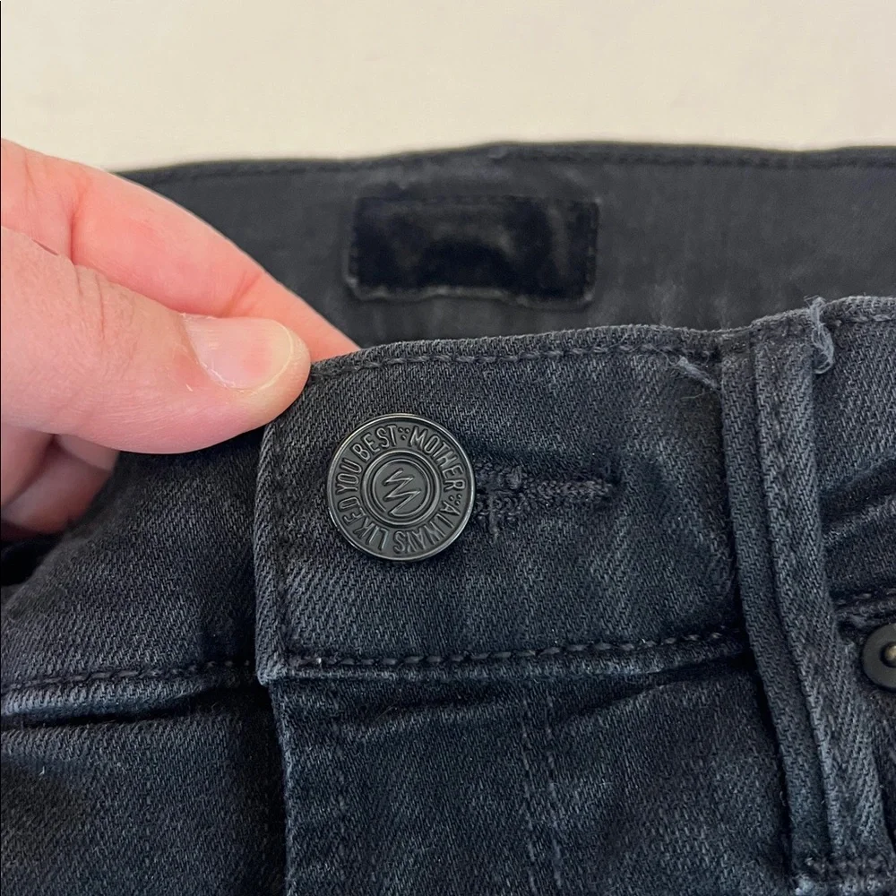 MOTHER THE MID RISE DAZZLER ANKLE BLACK JEANS IN NOT GUILY WASH SIZE 25
